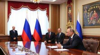 Путин дал указание утвердить стратегию по обеспечению экономики кадрами