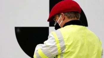 В России возобновят работу двух автомобильных заводов